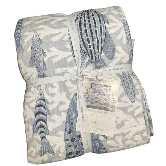 Levtex Blue and Gray Fish Quilt Set Twin NEW - Picture 1 of 7